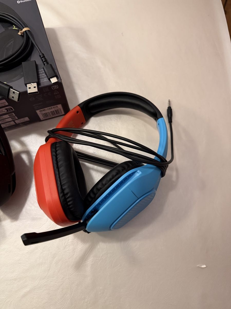Logitech Cuffie: casque Gaming Logitech G435 + un casque  – Usato da La Chaux-de-Fonds venduto da Fatal_Cas67 4