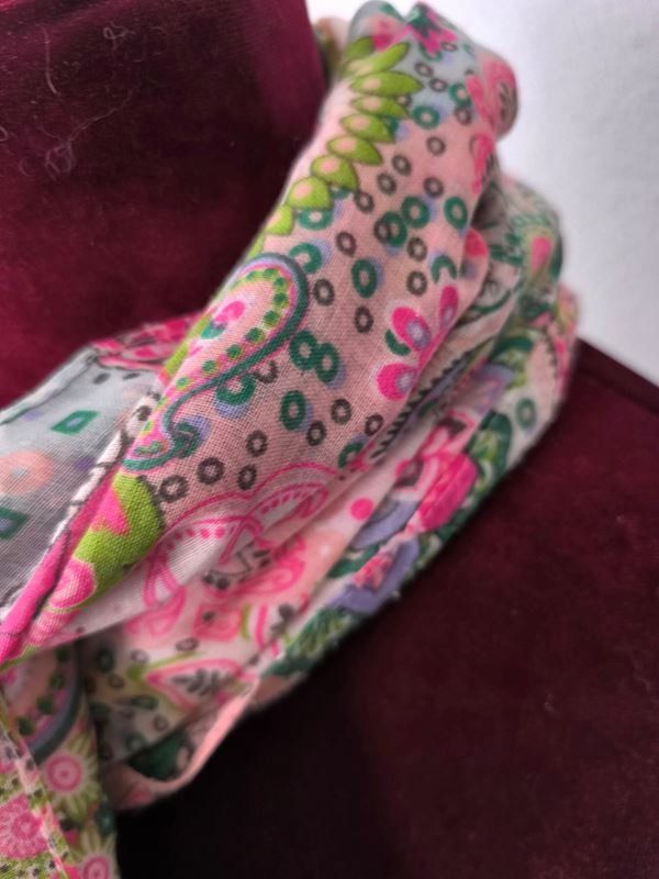 Foulards, Tücher & Schals: Schal rosa bunt – Gebraucht aus Rüti ZH von Restwert_Rueti_ZH 3