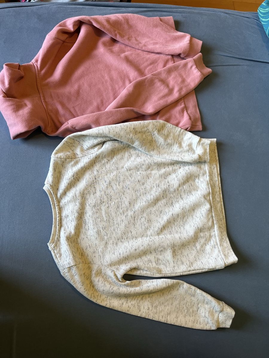 Maglioni & Felpe: 2 Pullover / Hoodies perfekt für Strand oder Sommerabend Gr. – Usato da Baden venduto da Mi0 1