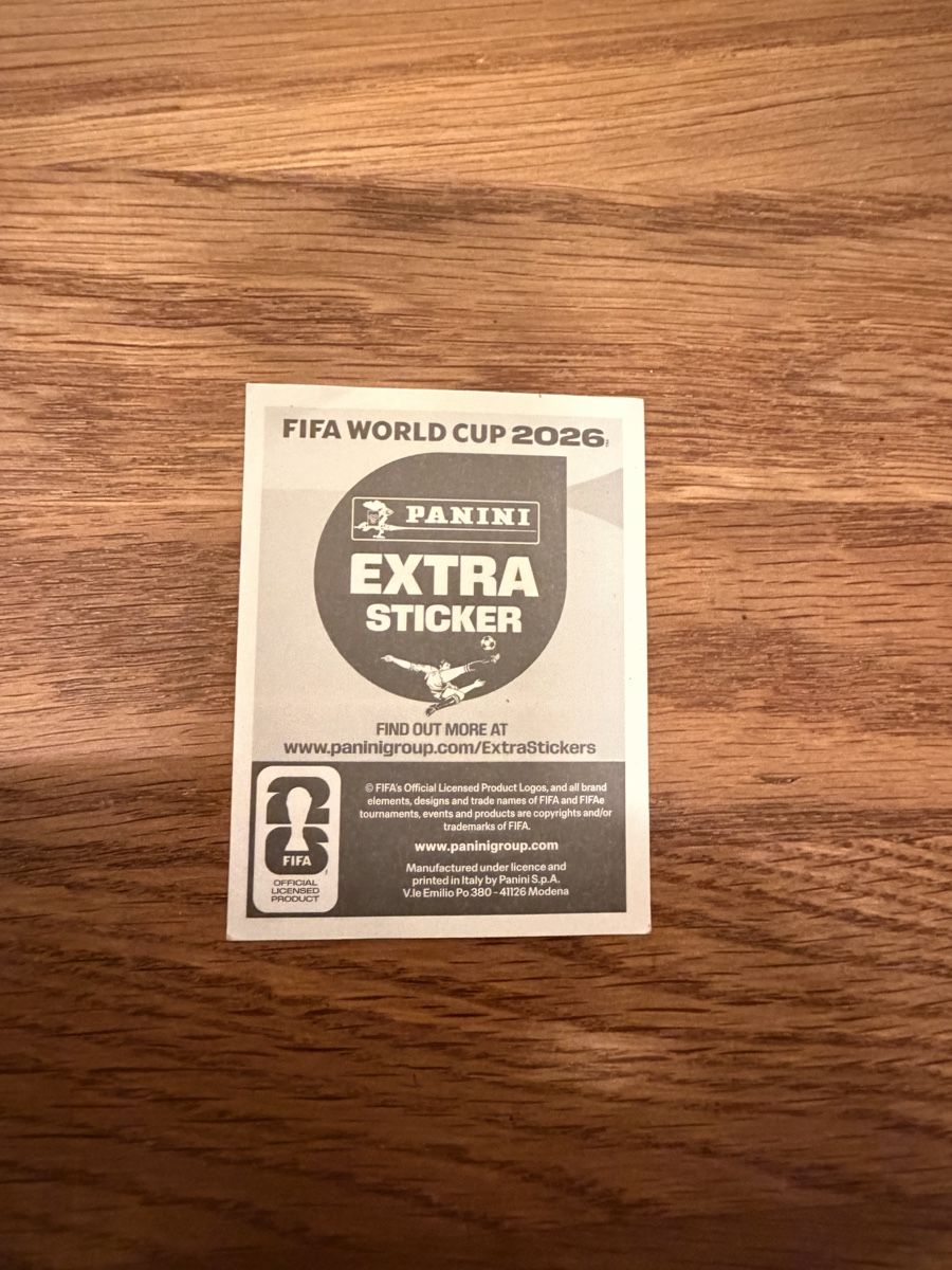 Panini Carte collezionabili: Extra sticker Panini silver Luka Modric – Nuovo (secondo la descrizione) da Basel venduto da samuelfr 1