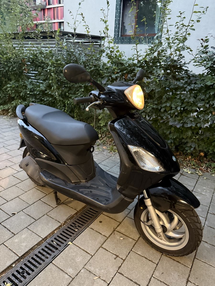 Piaggio Scooter: PIAGGIO FLY 125 CC – Usato da Winterthur venduto da Fabio_46 1