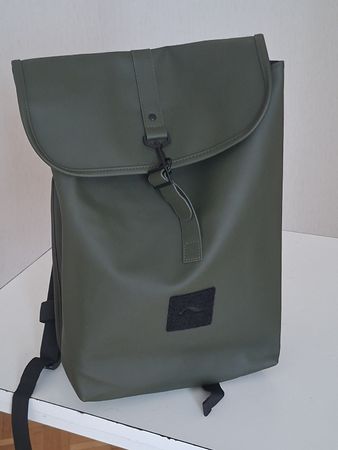 Sac à dos kaki imperméable neuf