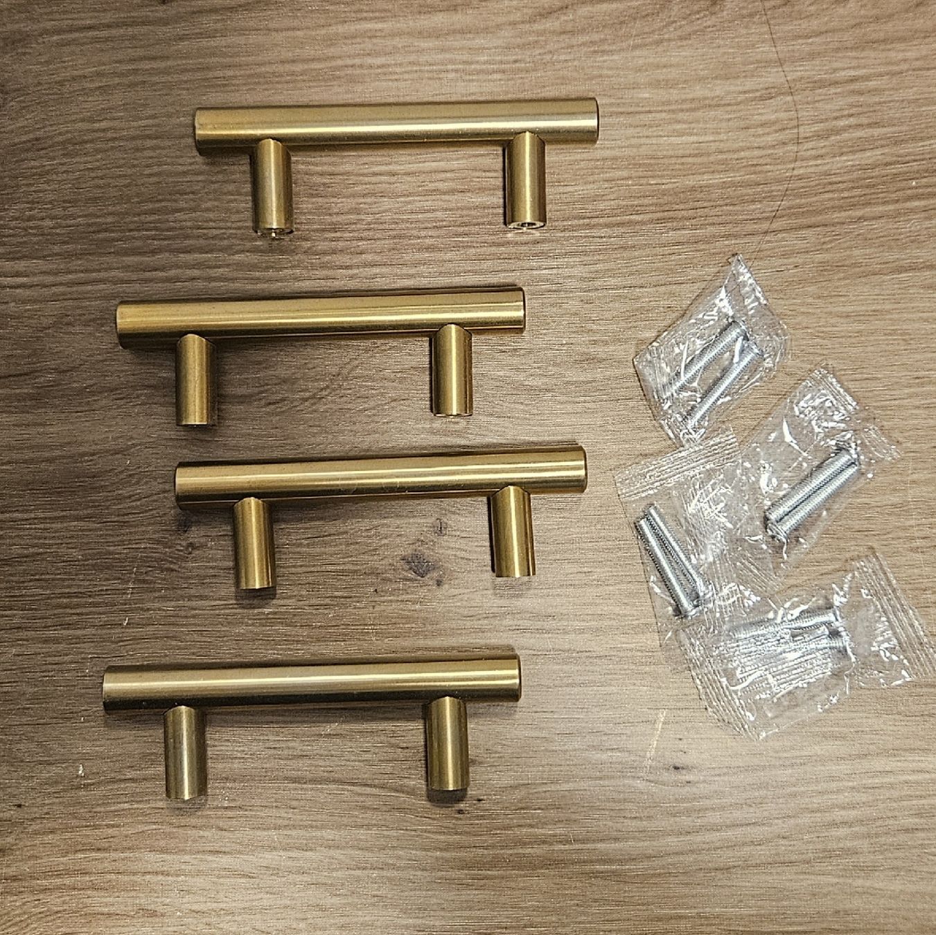 Quincaillerie: 4x Möbelgriffe gold – D'occasion à Bern par naaa000xci