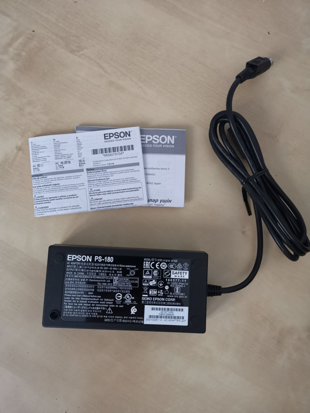 Composants électroniques: Power Adapter Epson PS-180, new – Neuf avec emballage d'origine à Mendrisio par Spesetta