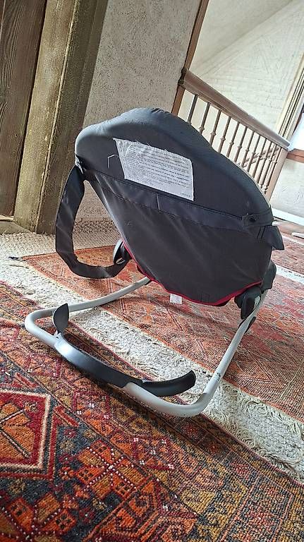 Wippen & Schaukeln: Chicco Babywippe, grau/beige, 5-Punkt-Gurt – Gebraucht aus Rheineck von silaya7 2