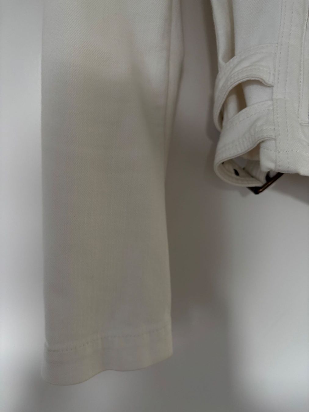 Burberry Jacken: BURBERRY  eelastische Bikerjacke 34, hellblau – Gebraucht aus Herrliberg von mayfi 3