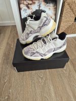 Jordan 11 Retro Low LE.