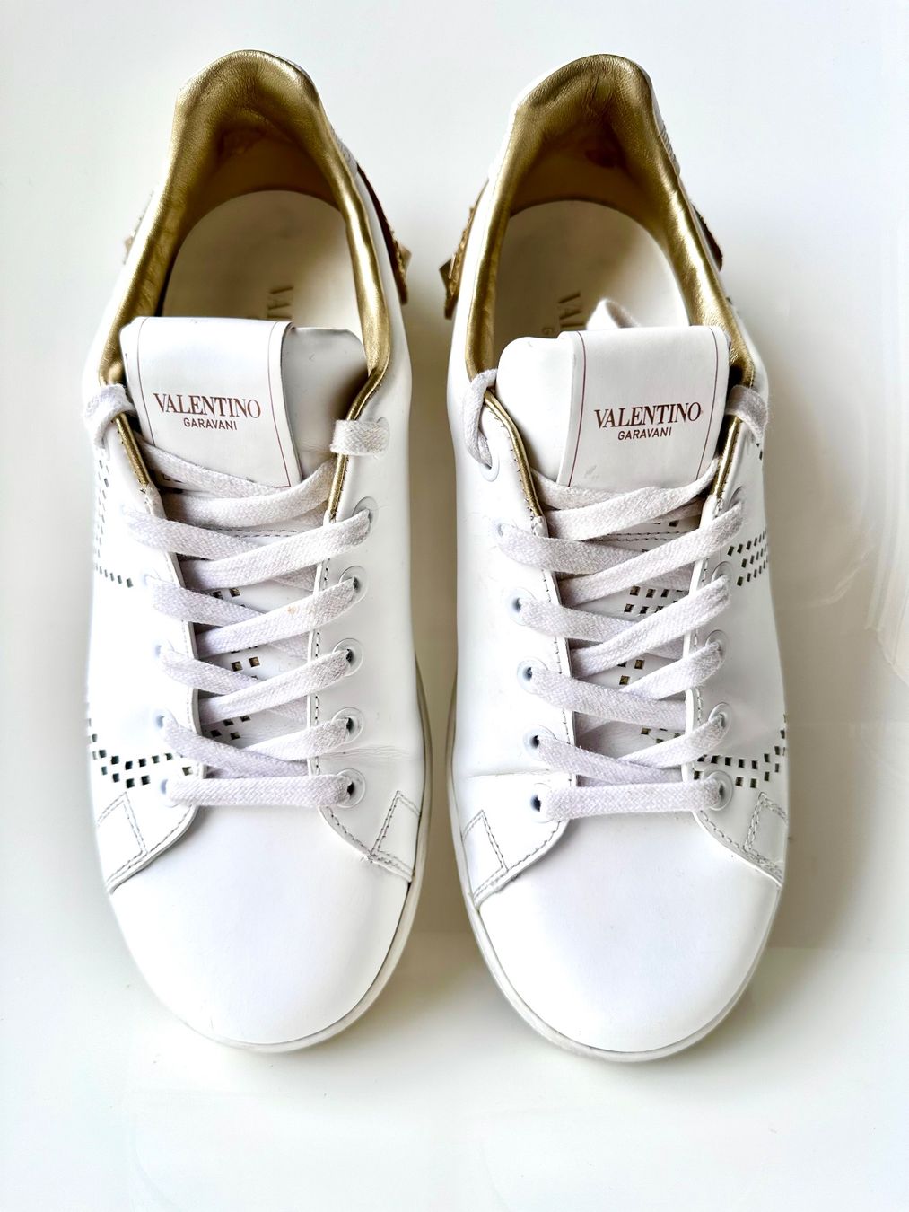 Valentino Damenschuhe: Sneakers Valentino Garvani – Gebraucht aus Agno von Cosmogin1811 2
