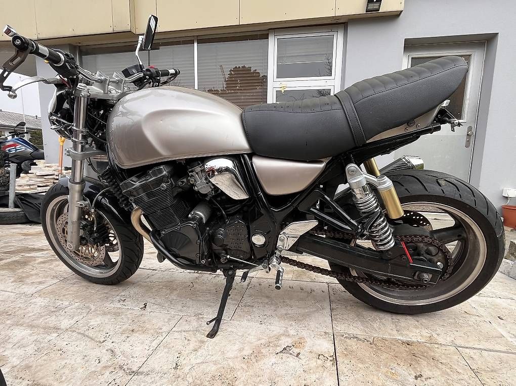 Strada: Suzuki GSX750 Custom Töff – Usato da Bellmund venduto da sherman600 1
