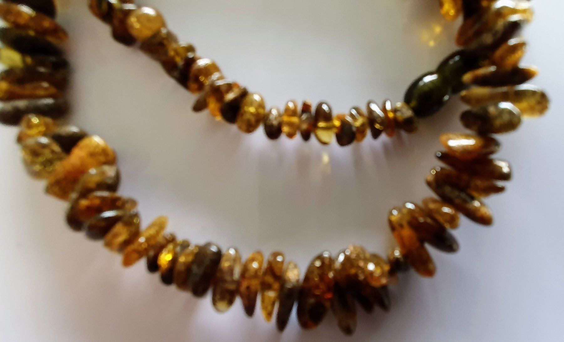 Catenine: Green Amber Bernstein Halskette 42 – Nuovo e nell'imballaggio originale da Luzern venduto da Cellina1 3