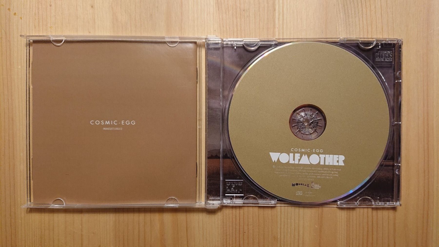 CD: Wolfmother - Cosmic Egg - CD – Usato da Bönigen venduto da Mis1513 1