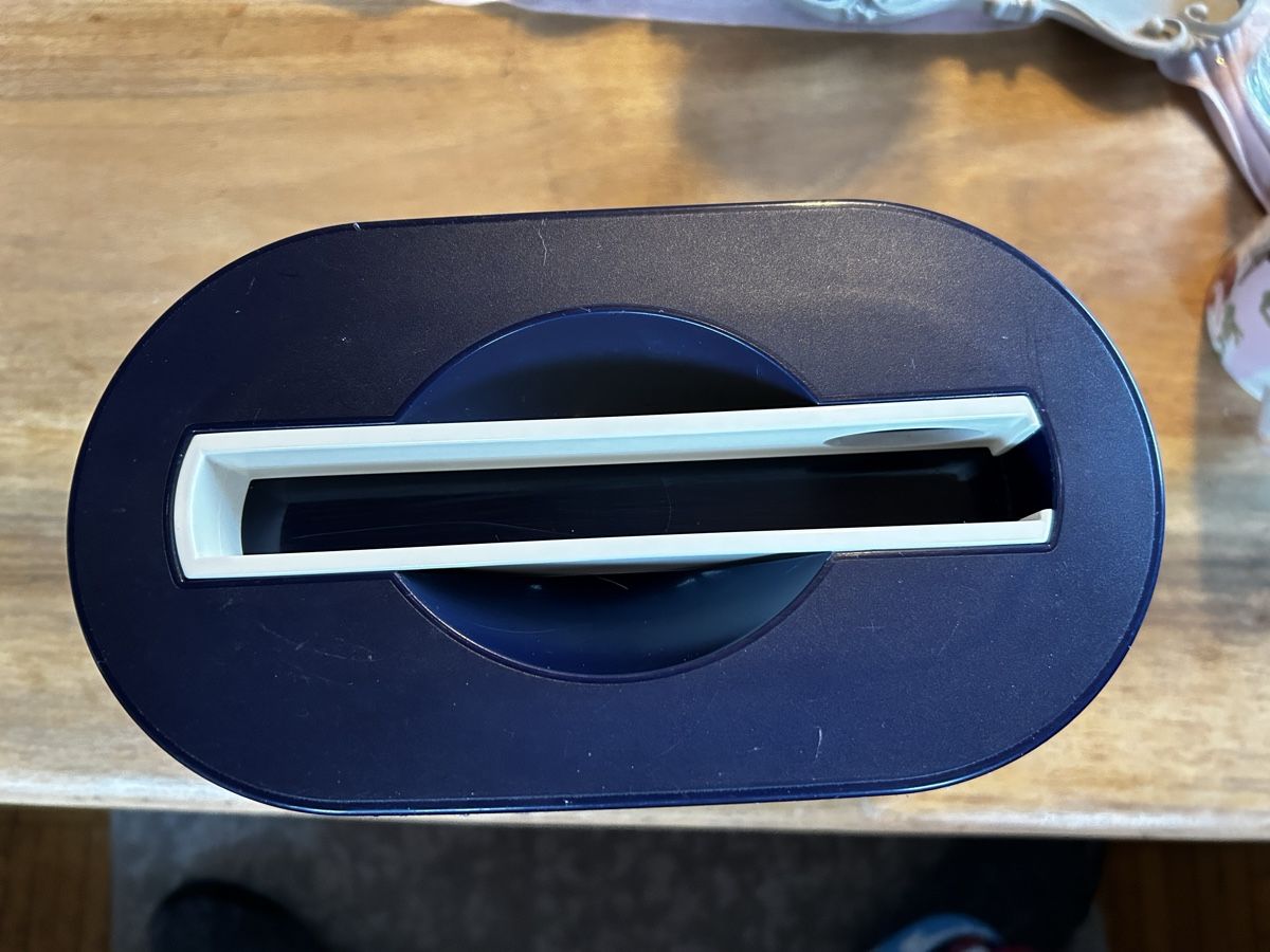 Tupperware Contenitori & Simili: Tupperware Eisbehälter blau – Usato da Merenschwand venduto da Jacqueline99 5