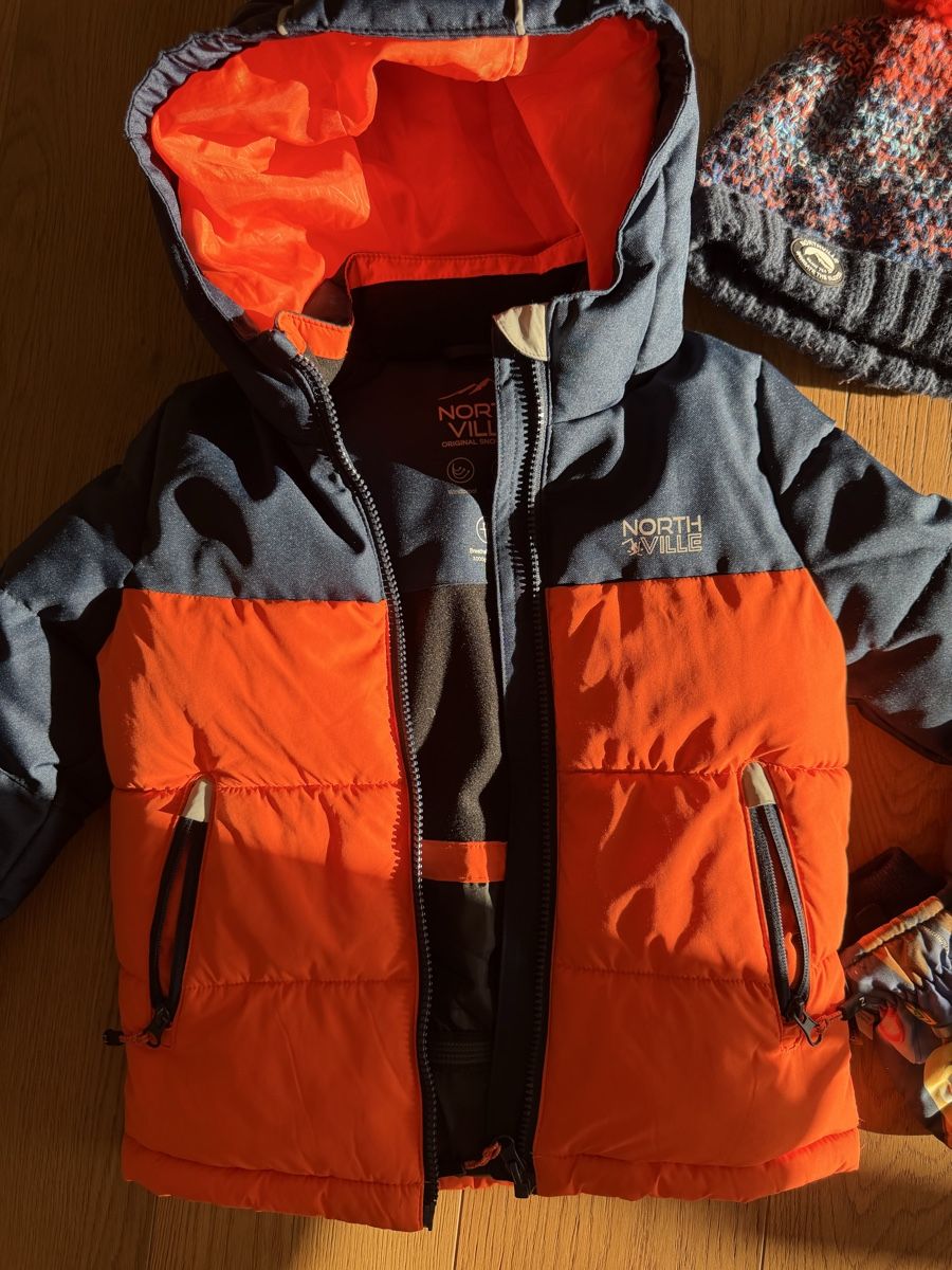 C&A Giacche & Cappotti: Winter Jacke cap und Handschuhe – Nuovo (secondo la descrizione) da Mellingen venduto da eli_7hdx 1