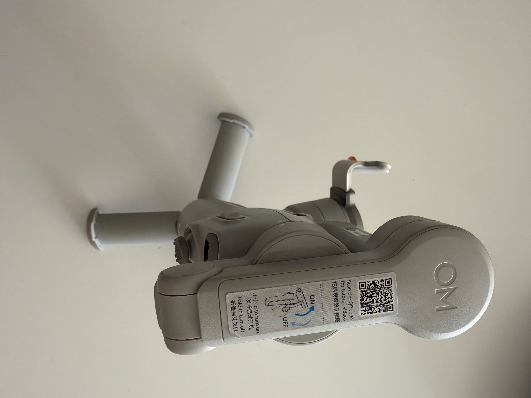DJI Supporti a parete: Gimbal DJI Osmo Mobile 7 mit Garantie – Usato da Neuhausen venduto da Jeff. 4