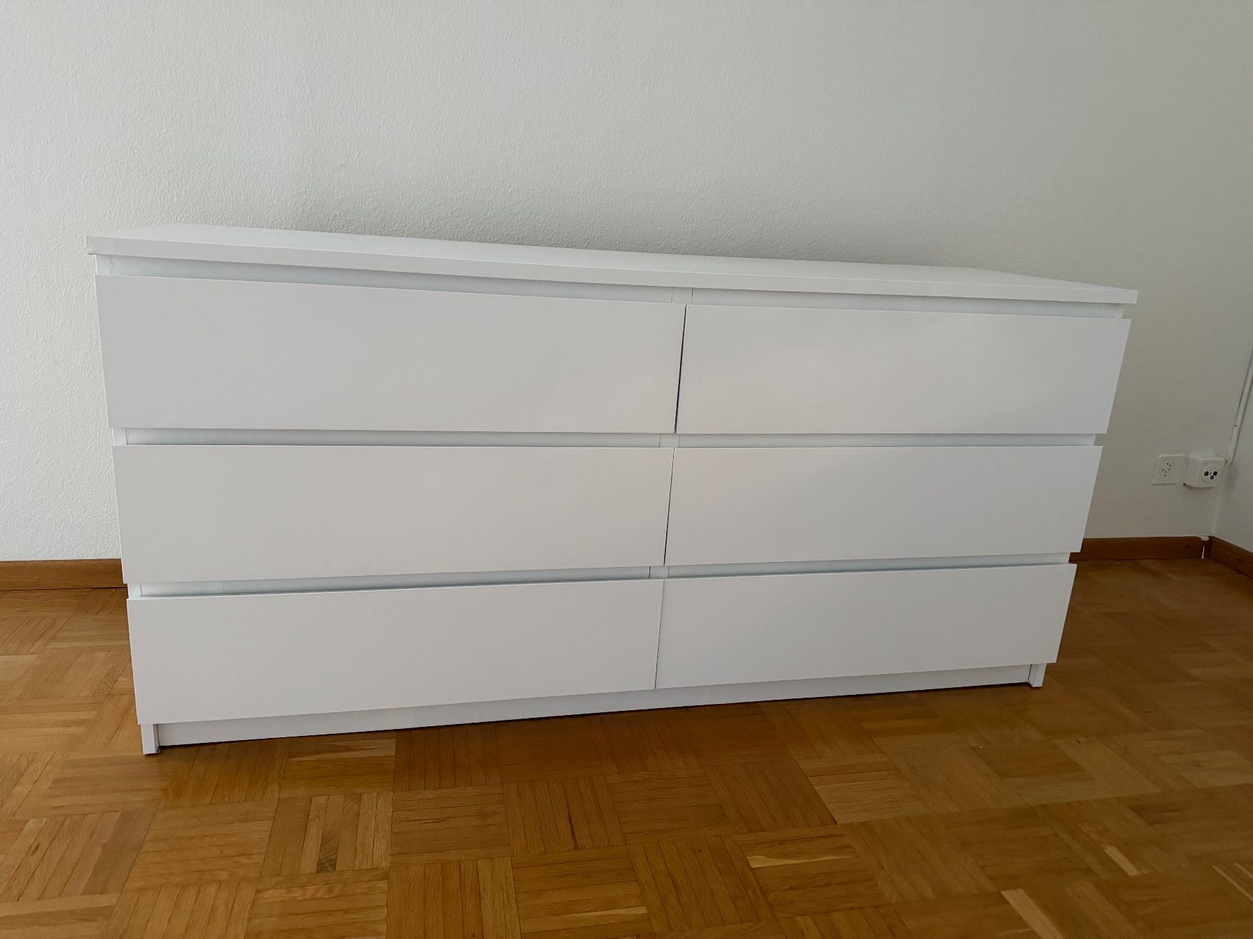 Ikea Cassettiere: Kommode weiss 6 Schubladen guter Zustand – Usato da Zürich venduto da Zuzana82
