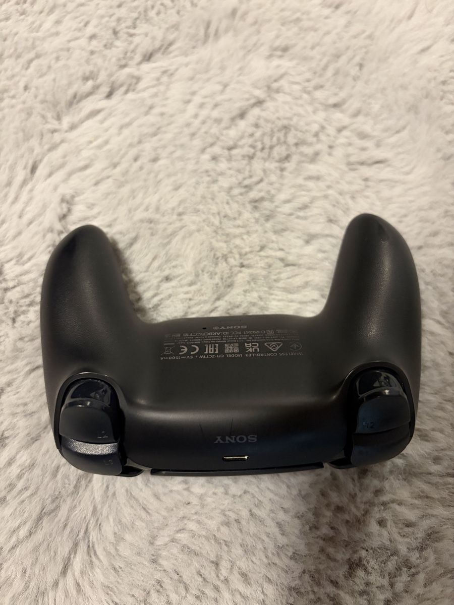 Sony Controller: Ps5 Controller Schwarz (Aku schnell leer) – Defekt aus Grosshöchstetten von Tobias.David 1