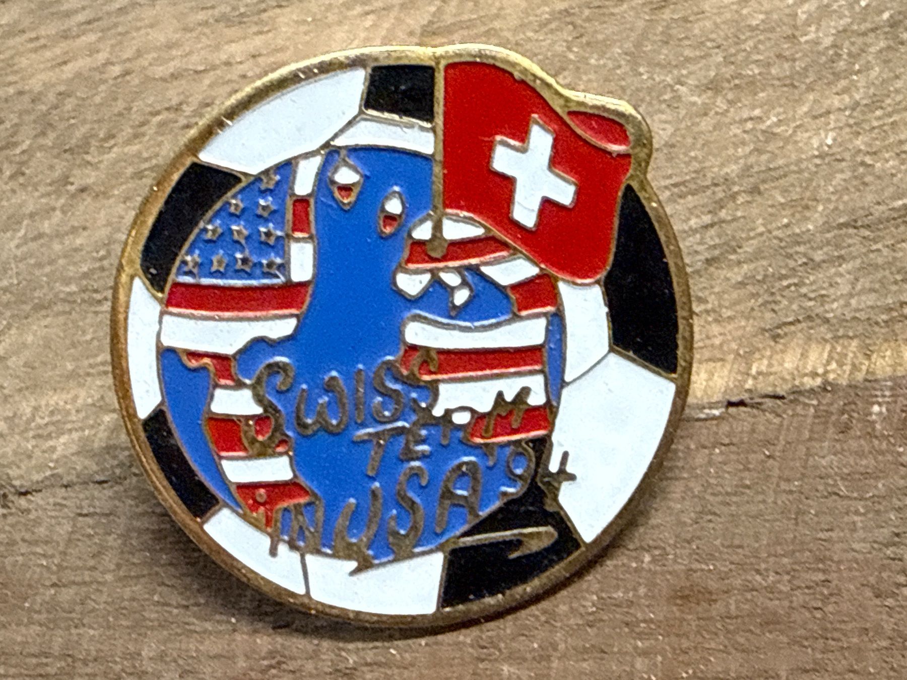 Plaketten & Abzeichen: Pin – Gebraucht aus Amriswil von used2use