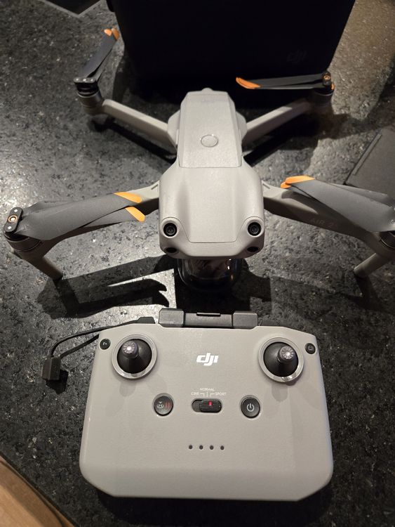 DJI Air 2S (Gebraucht) in Bern für CHF 370 – mit Lieferung auf Ricardo ...
