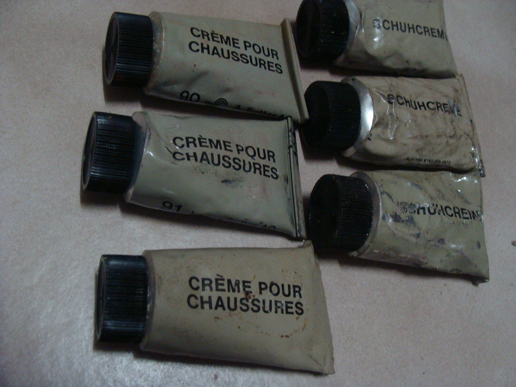Schweizer Armee Stichwaffen: 6 tubes , crème pour chaussures militaire – Neu und originalverpackt aus Cuarny von hen_g7hn 1