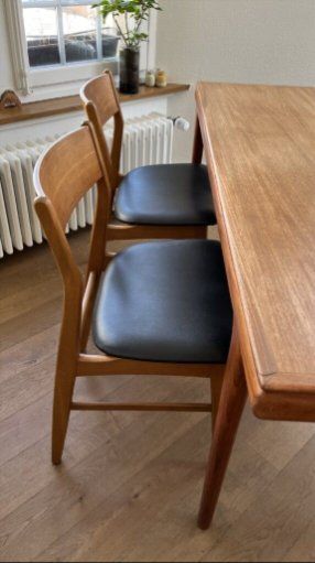 Set di tavolo e panche: Dänisches Teak Esszimmer-Set mit Tisch & Sideboard – Usato da Brugg AG venduto da ben_7byv 5