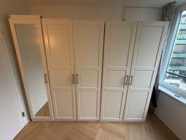 Weisser PAX Schrank