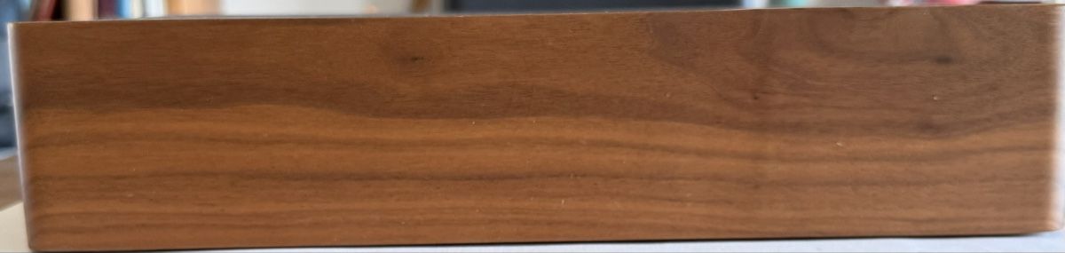 Caricabatterie: ALLDOCK Ladestation Walnussholz mit 4 USB Kabel, Top! – Nuovo (secondo la descrizione) da Bergdietikon venduto da fer_9lrm 4