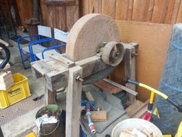 Messerschleifmaschine antik, Messerschleifer