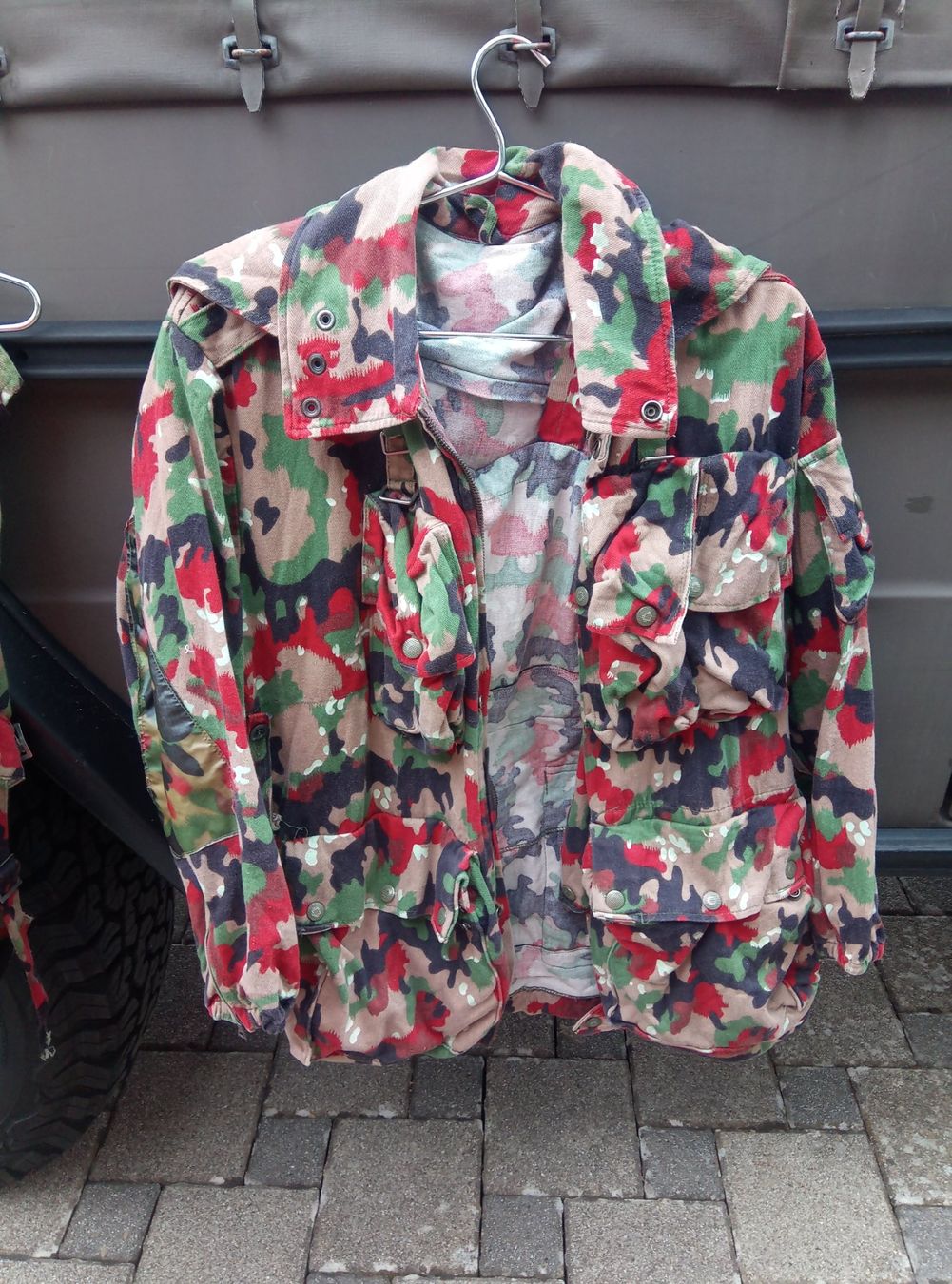 Schweizer Armee Uniformen: Kampfanzug Schweizer Armee Taz 83 – Gebraucht aus Safenwil von  8
