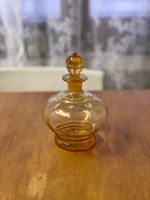 kleine gelbe Glasvase