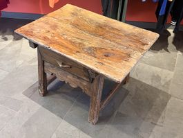 Antiker Holz-Tisch mit Schublade - Unikat, Vintage! (52)