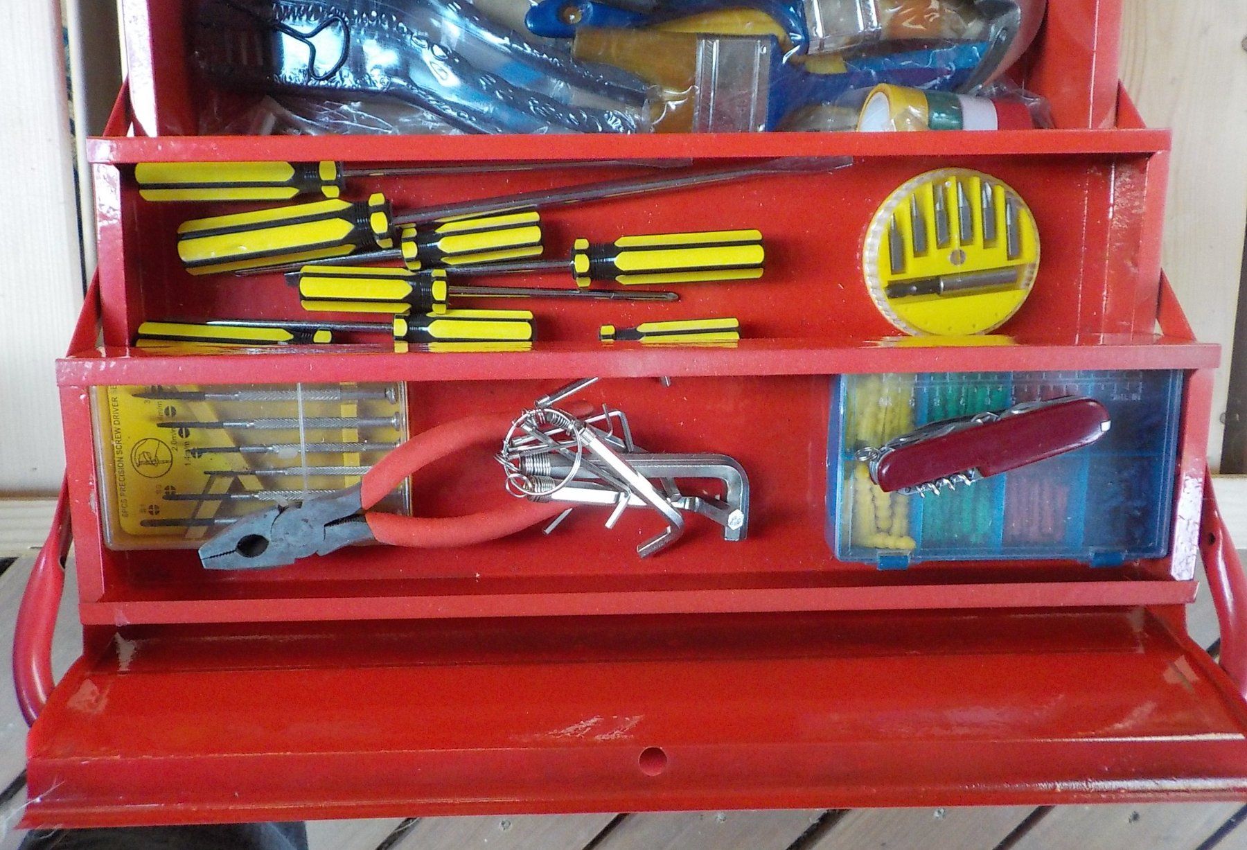 Alle Werkzeuge: Werkzeugkoffer – Gebraucht aus Zofingen von Hutegu 3
