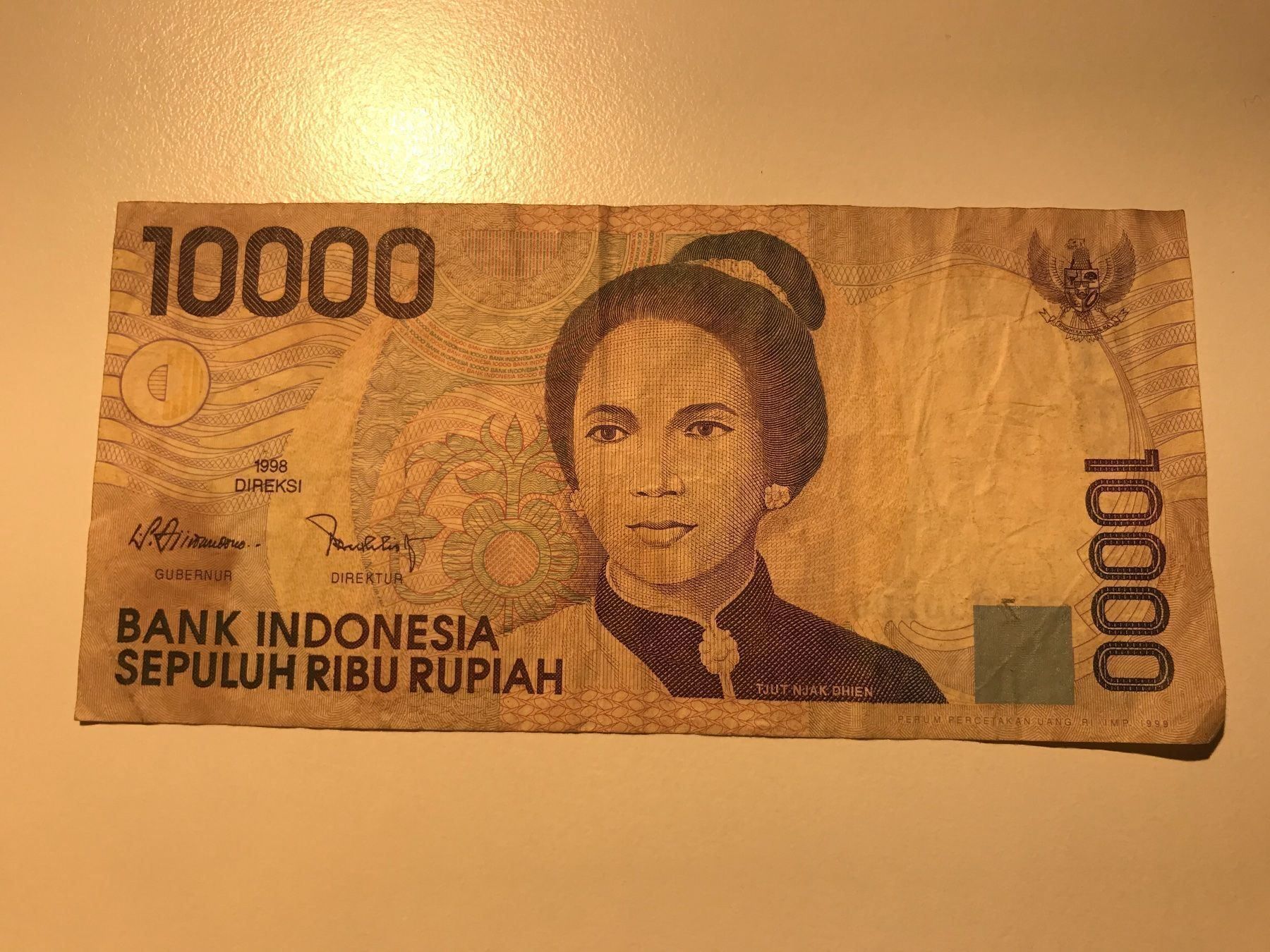 Banconote: Indonesien 10‘000 Rupiah 1998 – Usato da Algetshausen venduto da Carrhard