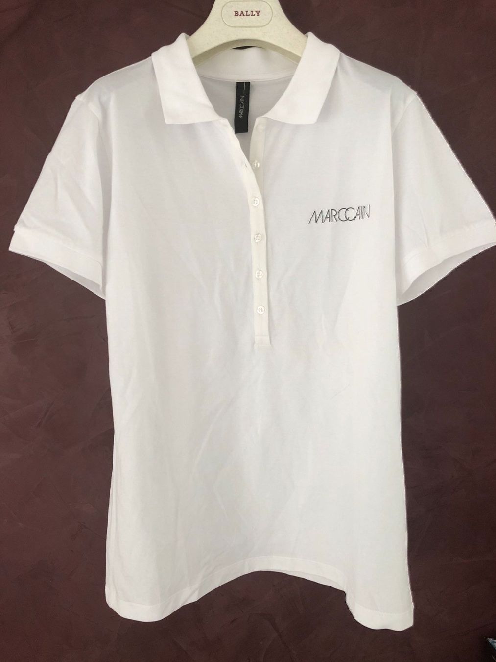 Marc Cain Magliette Polo: Marccain Polo-Shirt graphit weiss Gr 42 – Nuovo e nell'imballaggio originale da Volketswil venduto da praxis12