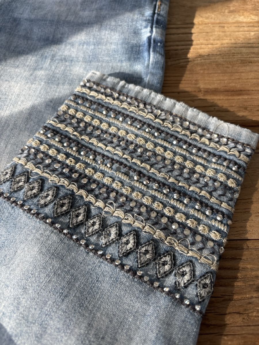 Jeans: 2 Jeans – Neuf (Voir description) à Krattigen par Landado 4