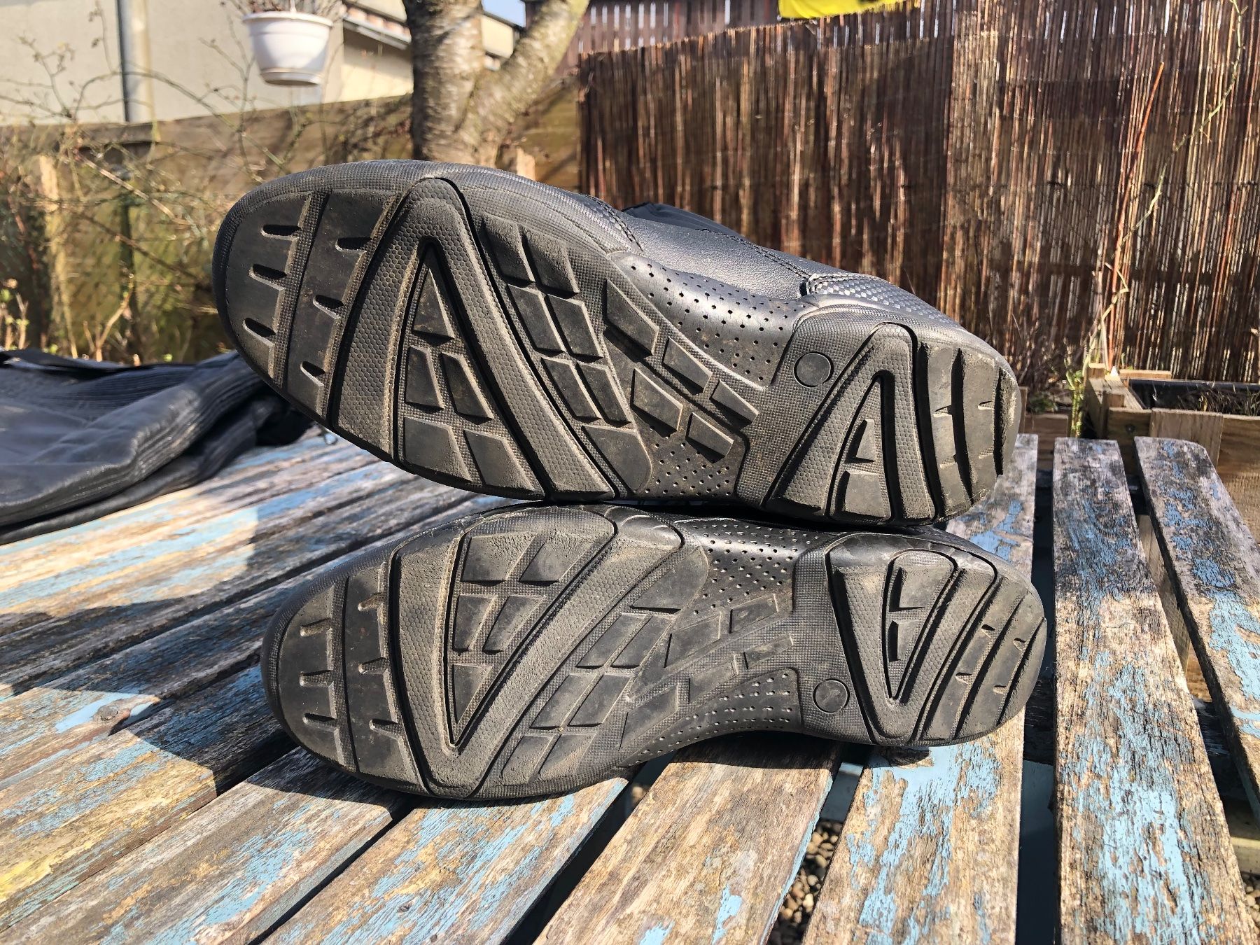 Completi: Motorradbekleidung gebraucht – Usato da Schneisingen venduto da Kehlchen02 1