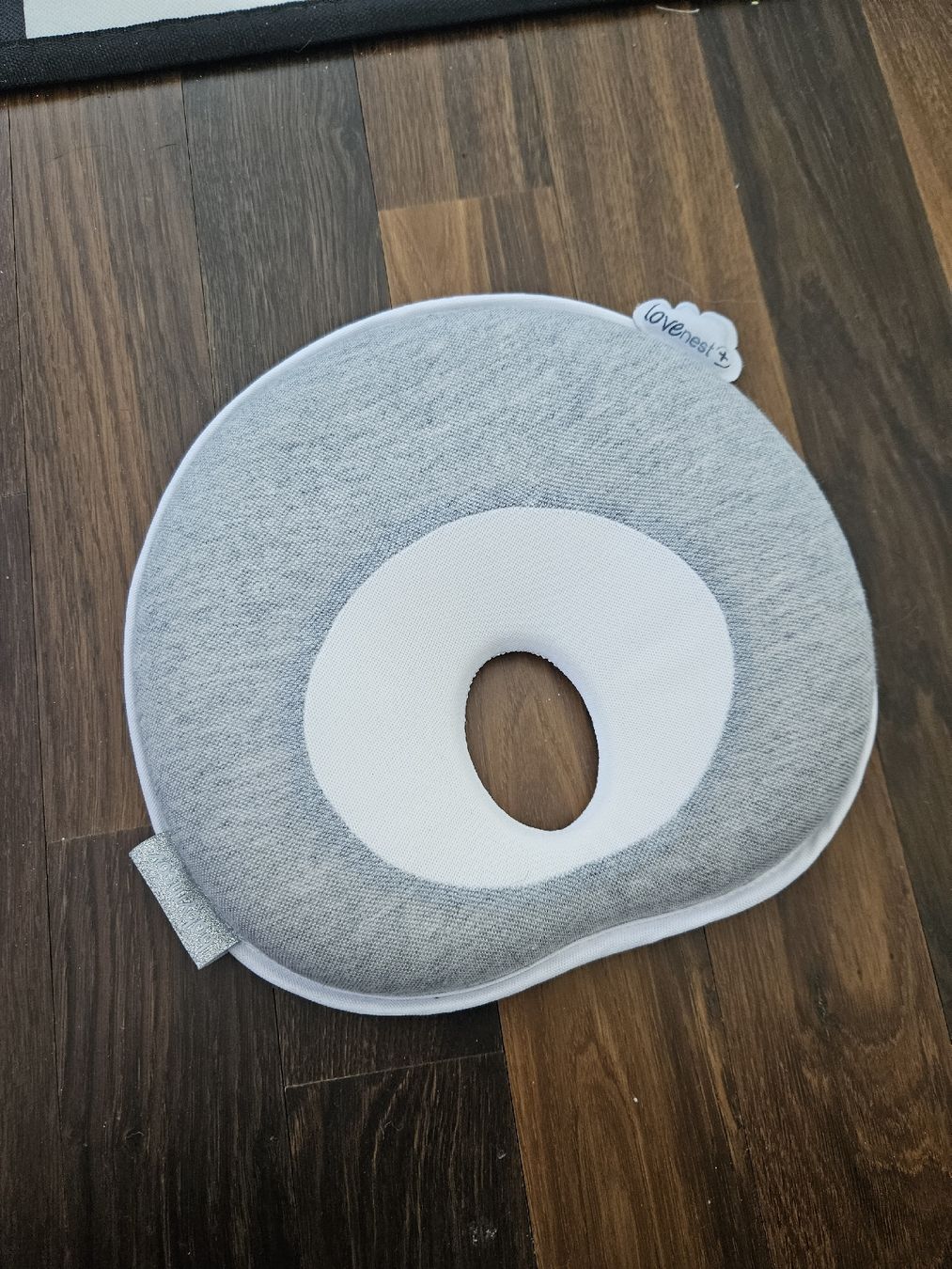 Cuscini: Lovenest baby head pillow – Usato da Affoltern am Albis venduto da Katarinushka