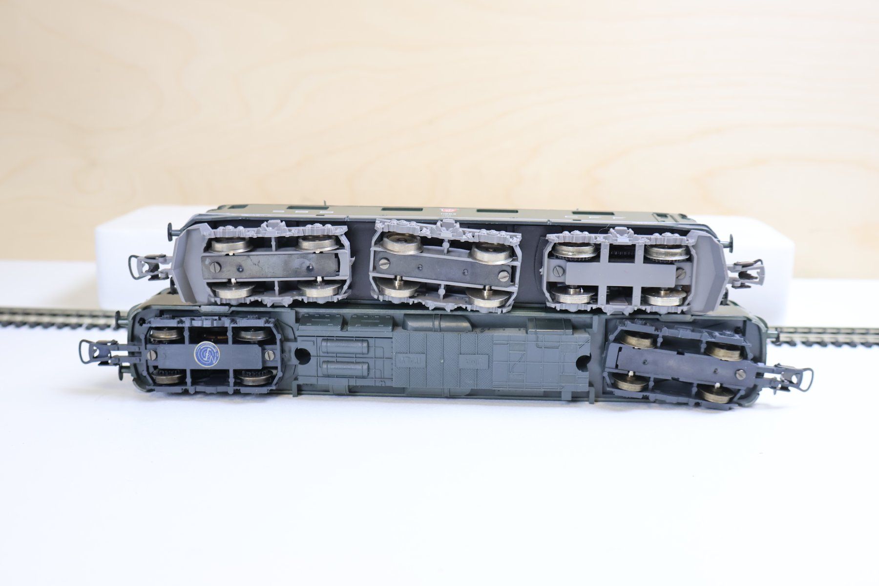 Lima Modellini di ferrovie: Lima Doppelpack SBB E-Loks H0 - DC schöne Modelle – Usato da Winterthur venduto da Monstera 3