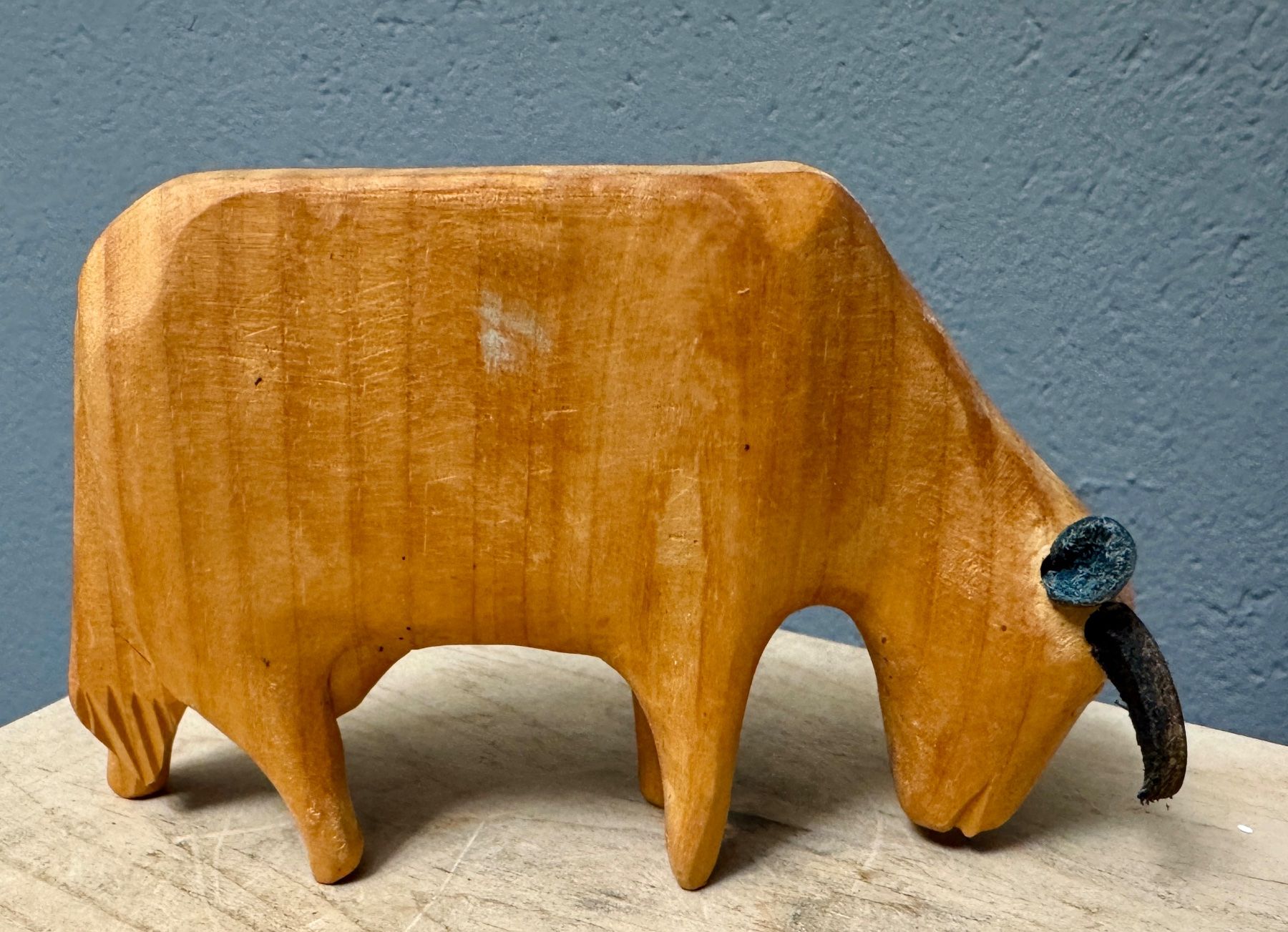 Figurines: Alte geschnitzte Holzkuh Kuh Holz – D'occasion à Rothrist par Luckywinner 2