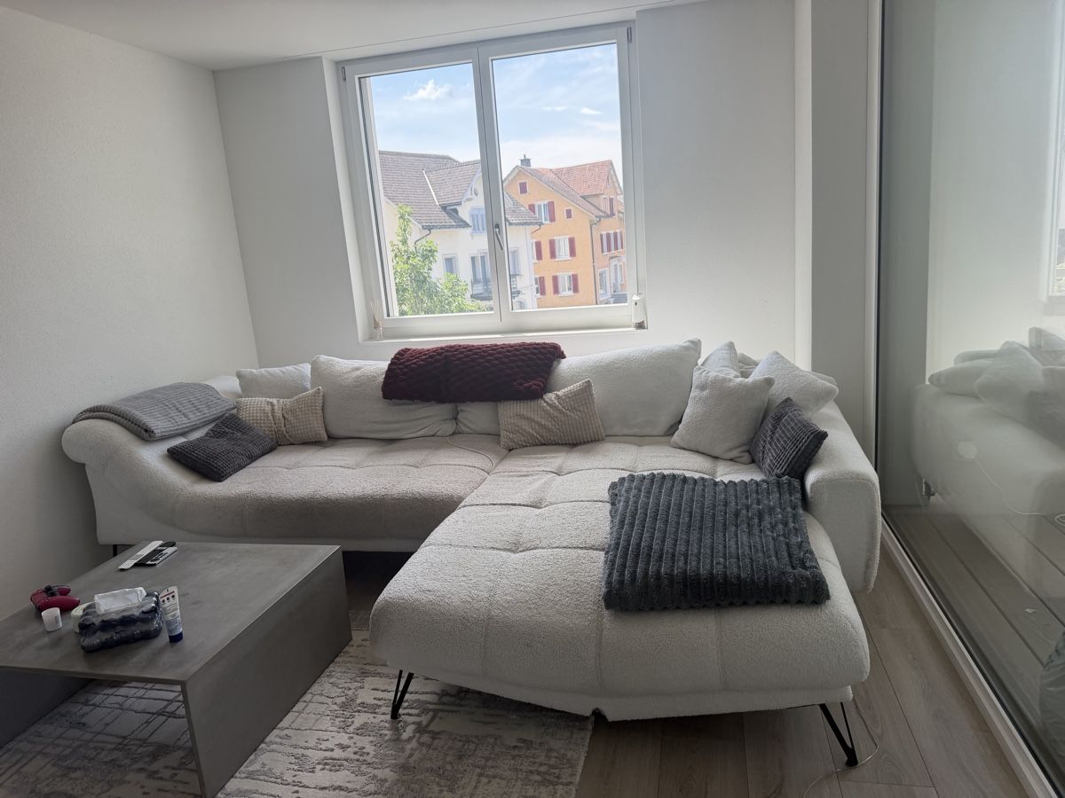 Divani: Ecksofa weiss Stoff L-Form – Usato da Benken SG venduto da sar_9dsn 3