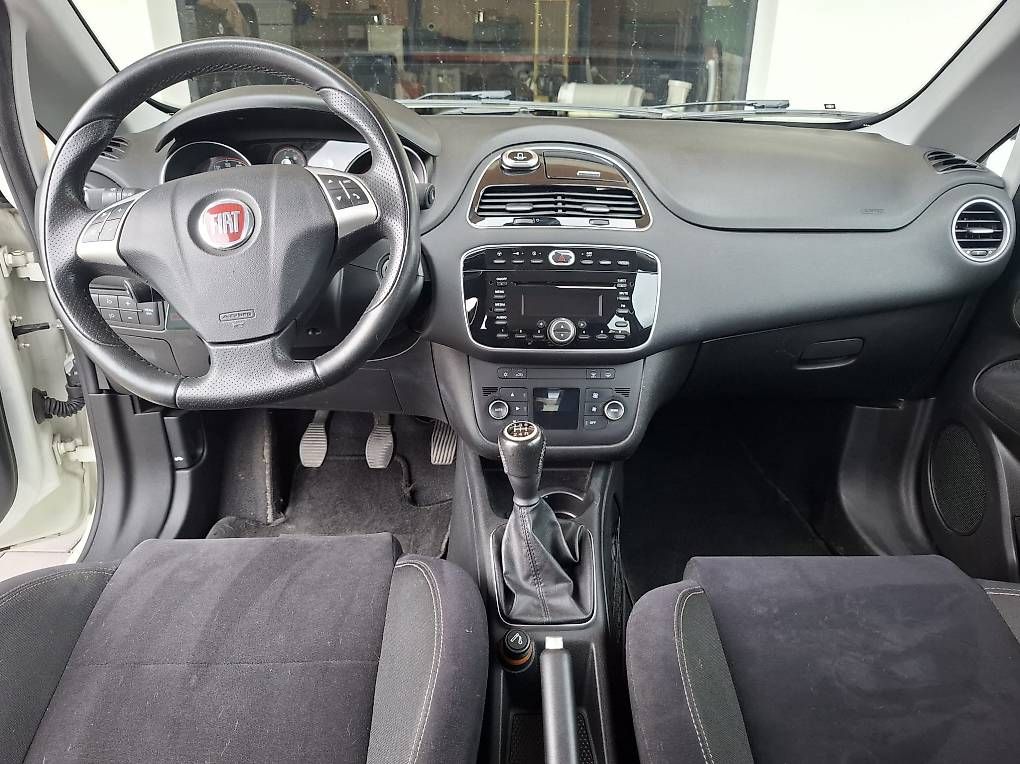 Autos: Fiat Punto Turbo Sport – D'occasion à Kriessern par Sacko1980 3