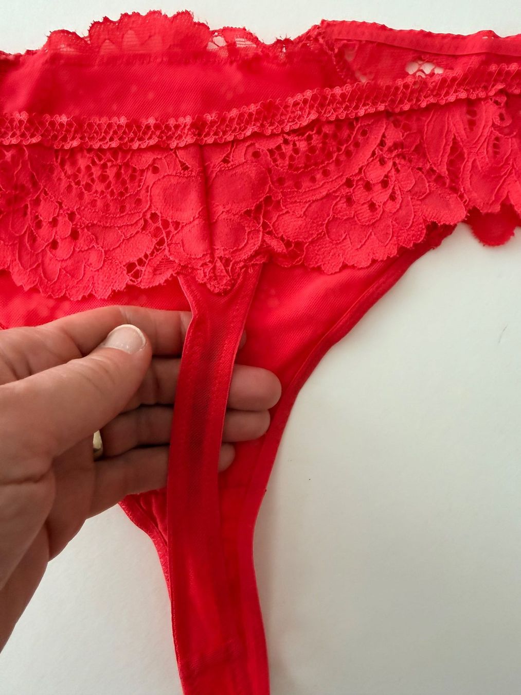 Hunkemöller Sonstige Unterwäsche: HUNKEMÖLLER, String, Grösse XXL, Farbe Rot – Neu und originalverpackt aus Rudolfstetten von gst_g7xl 2
