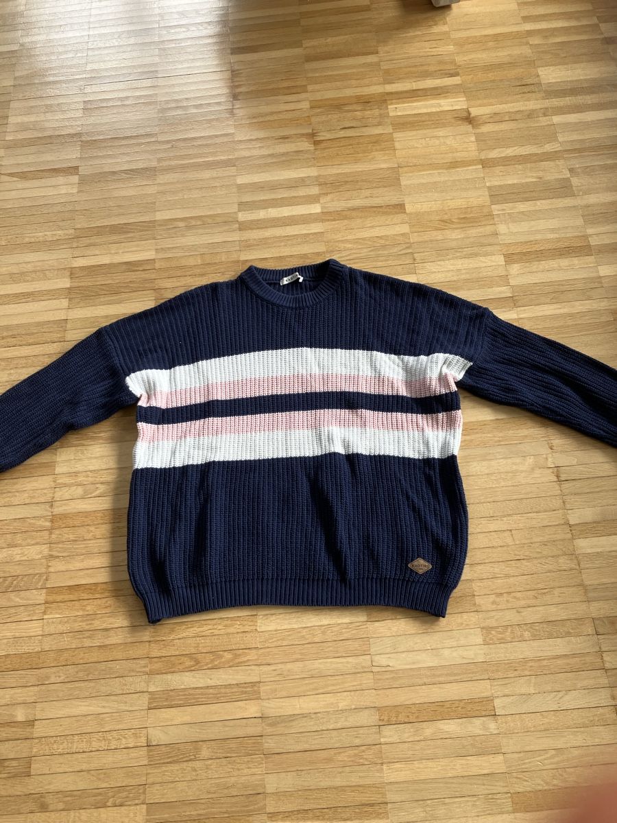 Maglioni & Felpe: Kuscheliger Kaotiko-Pullover gestreift Gr. S – Usato da Winterthur venduto da Streisel