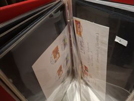 Briefmarkenalbum  PTT / Geschenkshefte / diverses