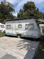 Wohnwagen mit neuem Dach, Vorzelt und Sonnendach