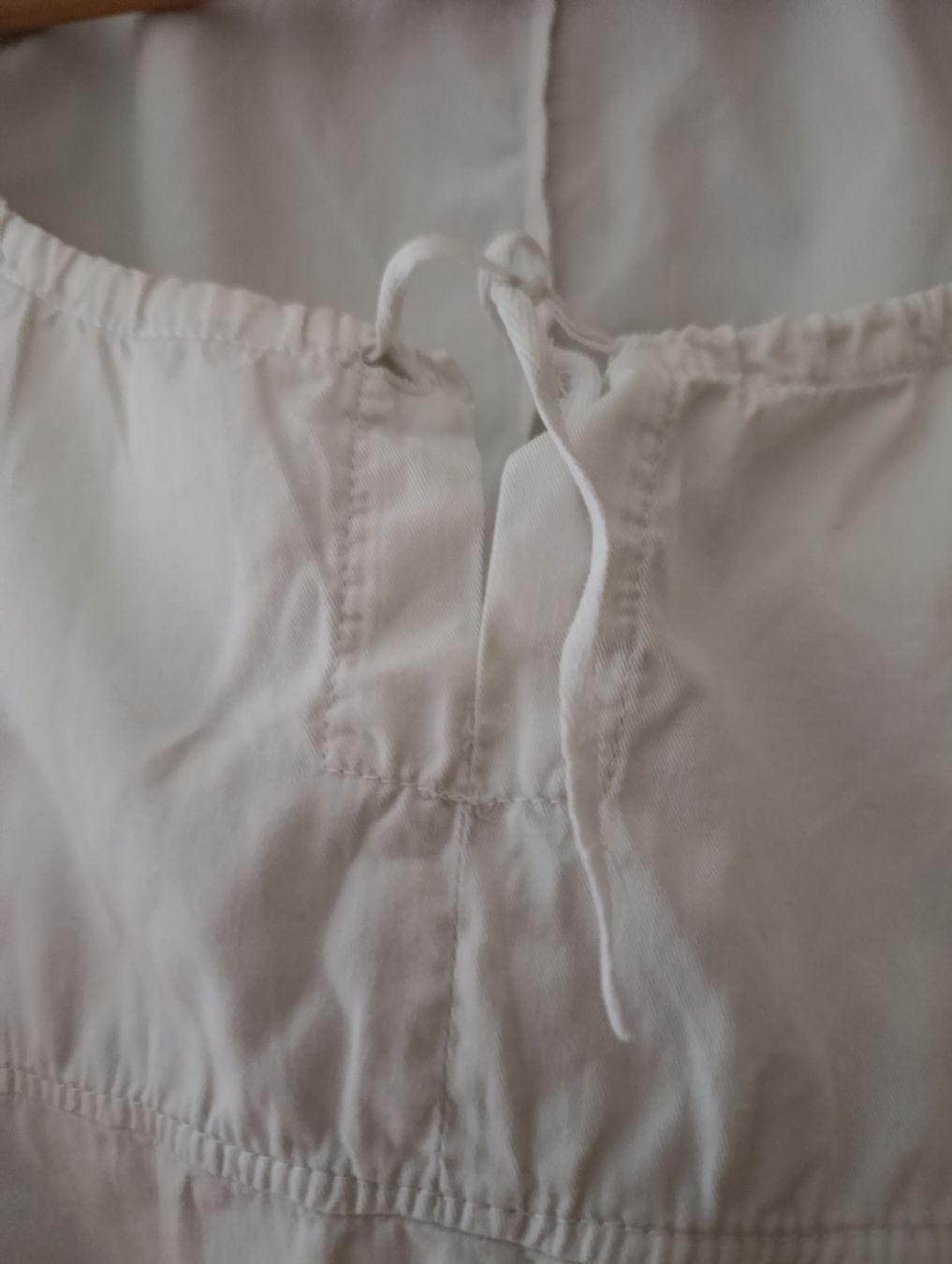 Kleider: jolie robe blanche en coton – Gebraucht aus Monthey von 04Elisa 1