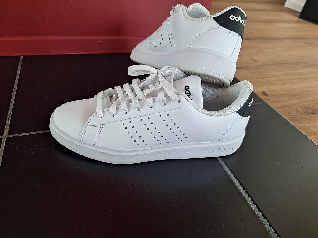 Chaussures hommes: Weisse Turnschuhe – D'occasion à Oberengstringen par Goldstueck58 3