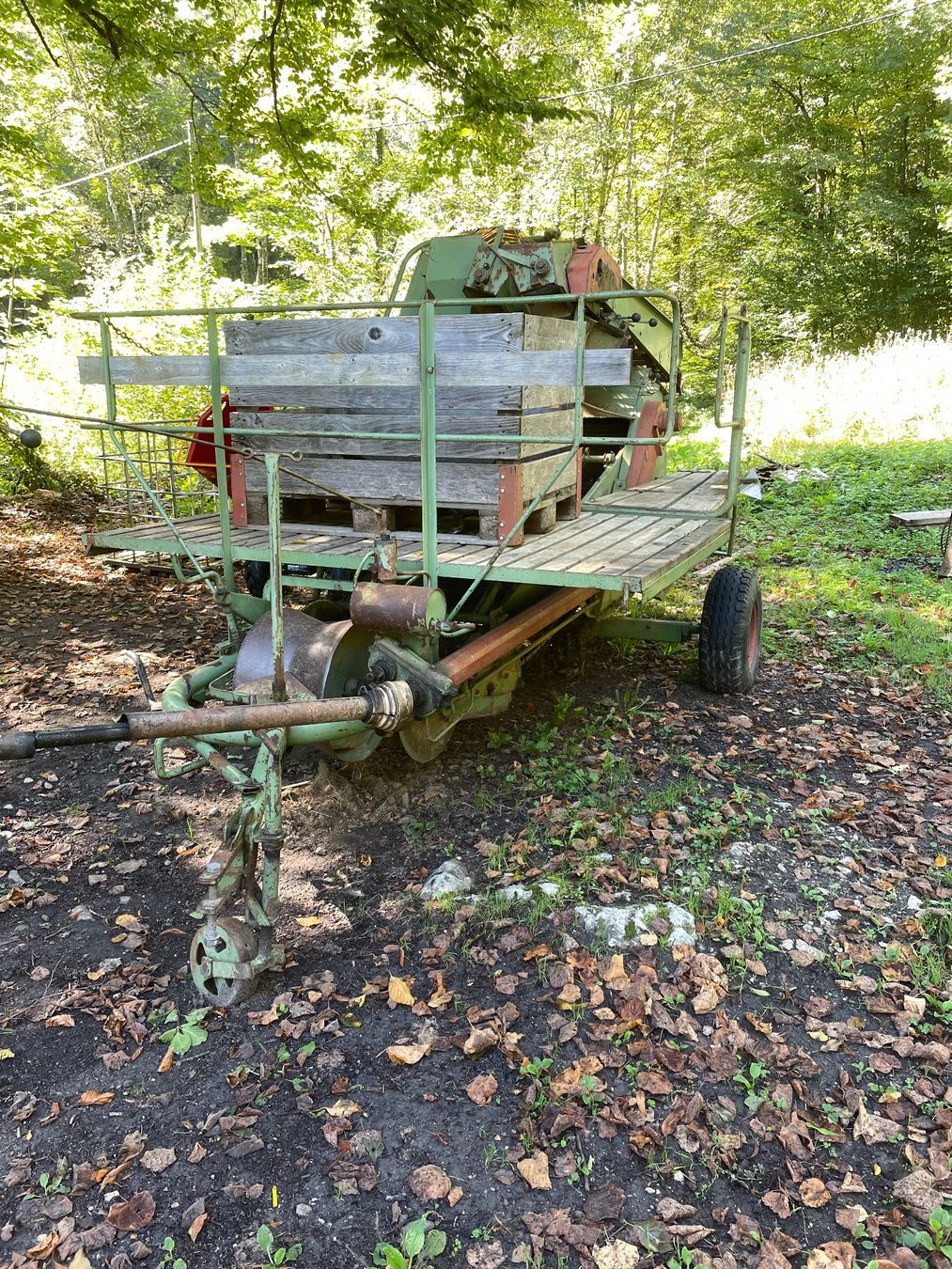 Tutte le macchine: Hassia arracheuse a pomme de terre – Usato da les Clées venduto da pia_v8bw