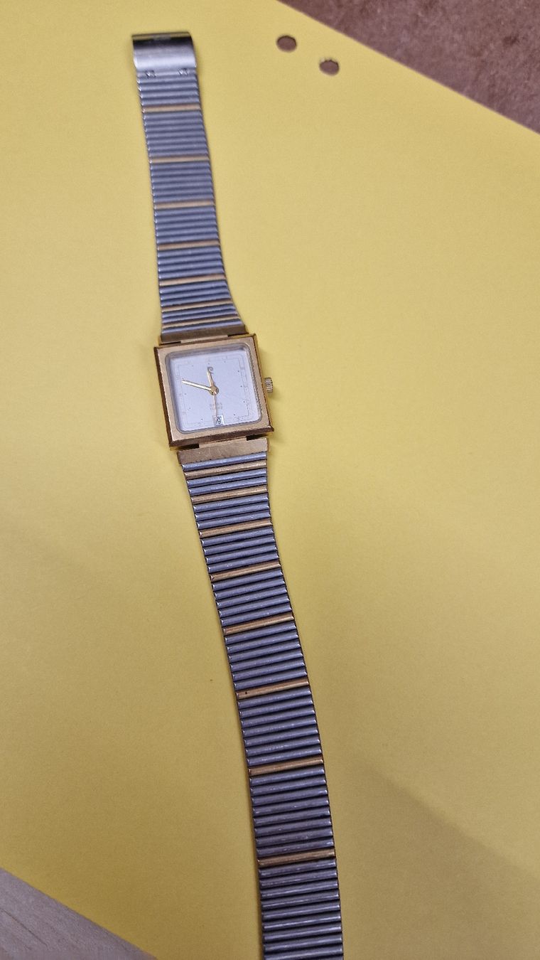 Pierre Cardin Orologi: Pierre Cardin Quarzuhr Chromachron mit Datum – Nuovo (secondo la descrizione) da Herisau venduto da MoneyisPower.AR