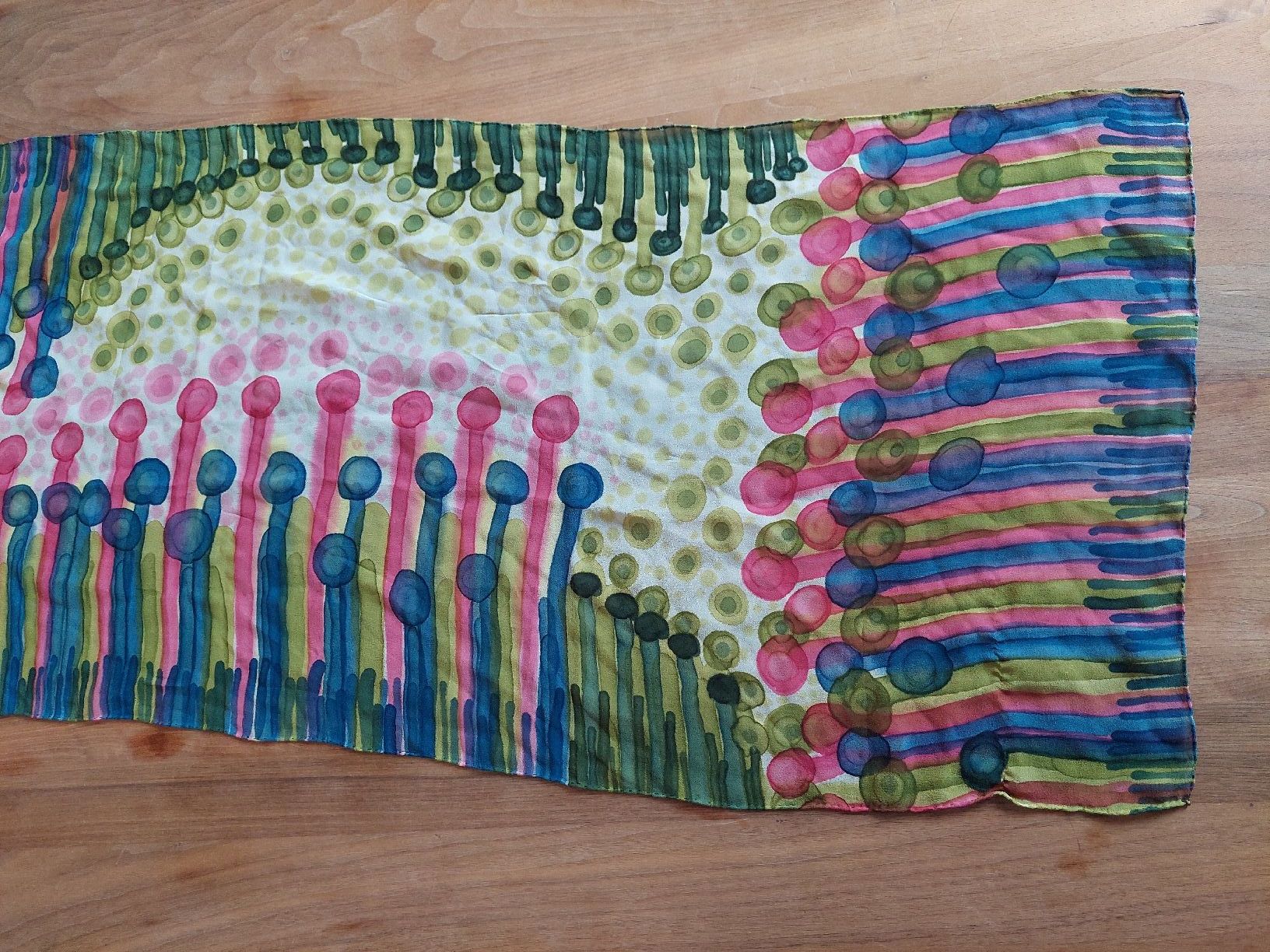 Foulard & Sciarpe: Sommer Schal Seide bunt, leicht & luftig – Usato da Brunnen venduto da Livianda 1