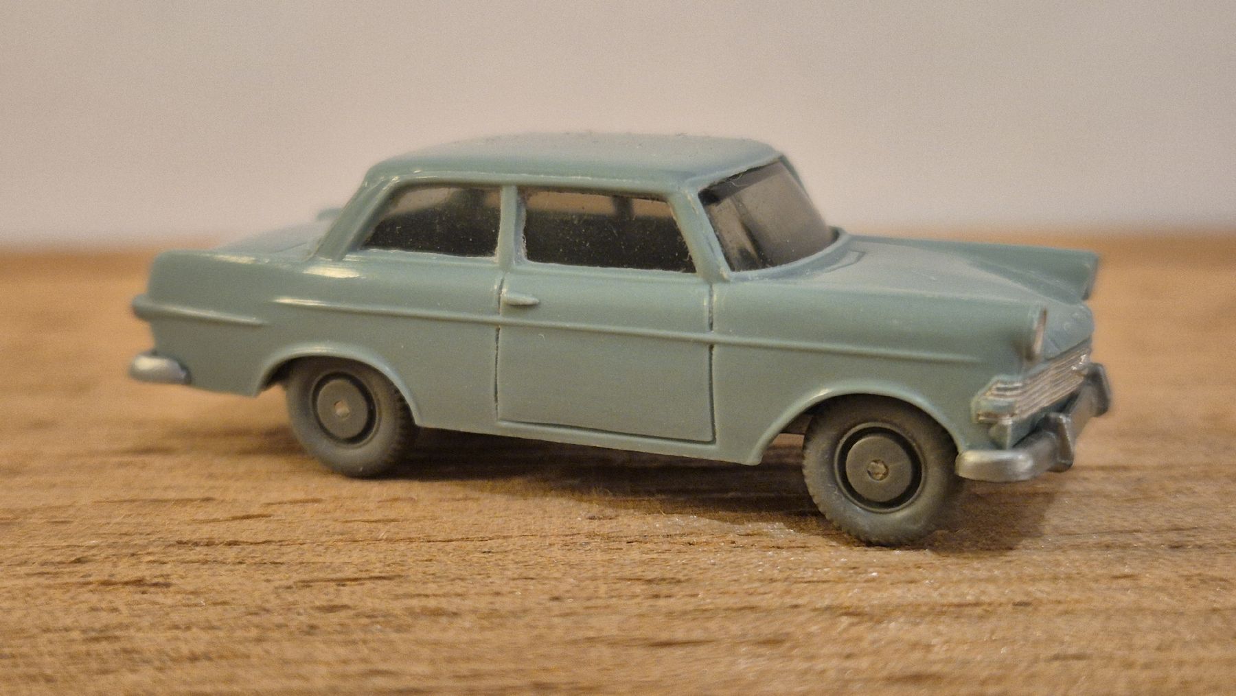 Wiking Modellini d'auto: Opel Rekord P 2 von Wiking – Usato da Uznach venduto da Katinka83
